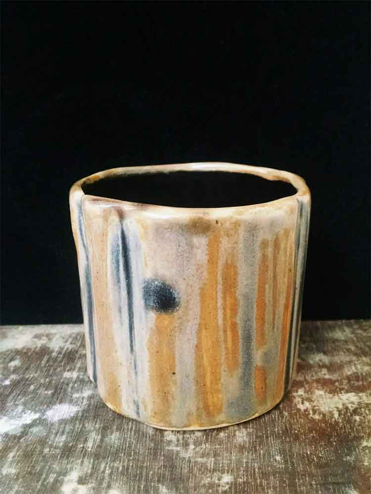 cerámica de alta temperatura, tazas, vasijas,, vasos, jarrones
